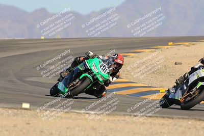 media/Oct-07-2023-CVMA (Sat) [[f84d08e330]]/Race 13 500 Supersport-350 Supersport/